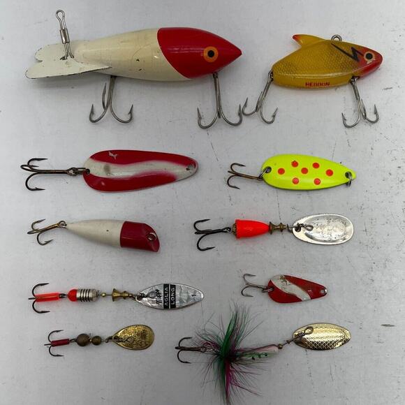 Vintage Fishing Lures Lot of 10 Mixed Designs Metal & Wood Tackle Collection - Picture 1 of 16
